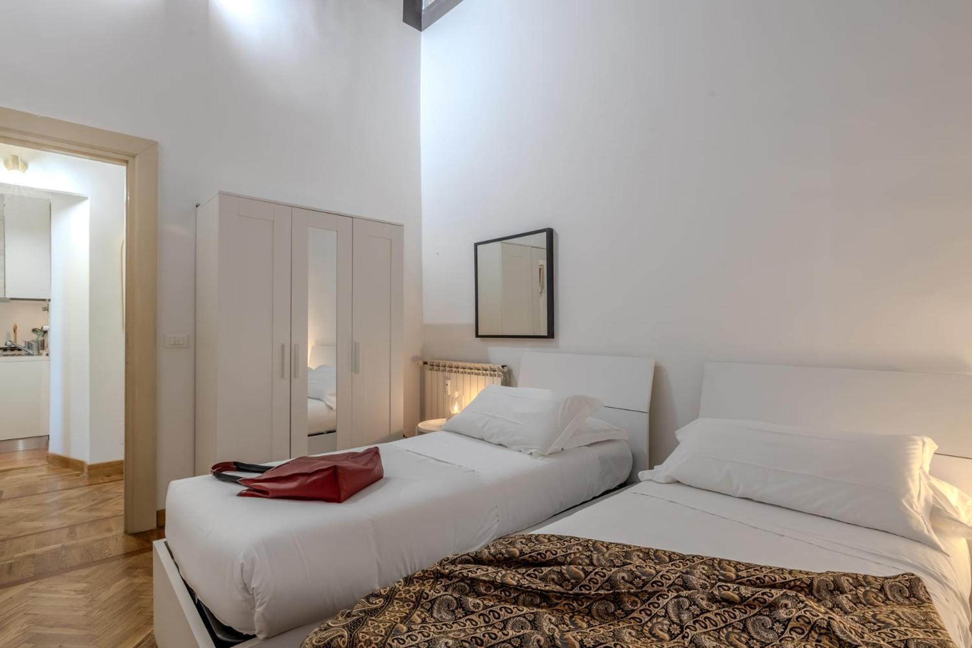 Appartamento Storico In Zona Barberini Roma Ngoại thất bức ảnh