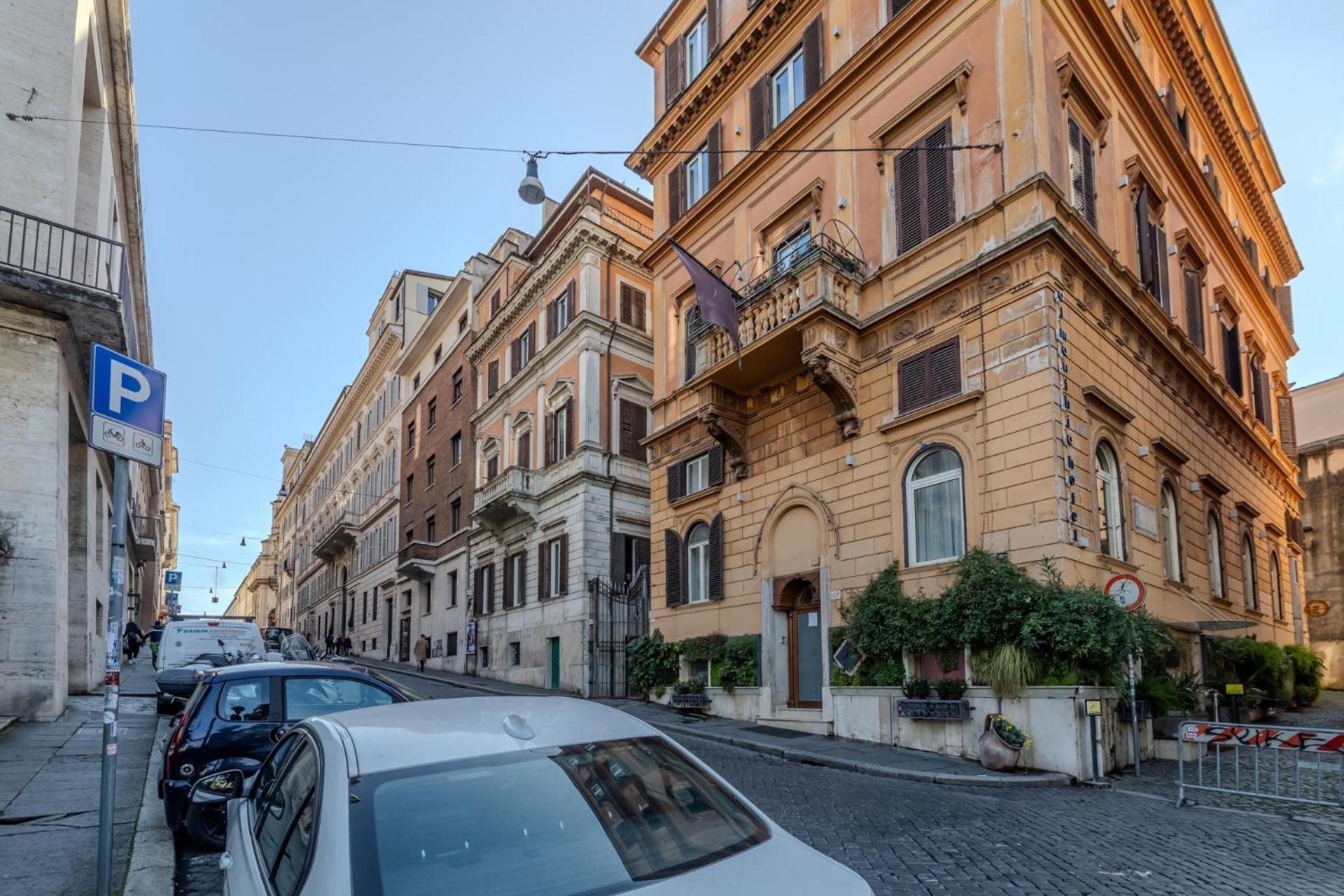 Appartamento Storico In Zona Barberini Roma Ngoại thất bức ảnh